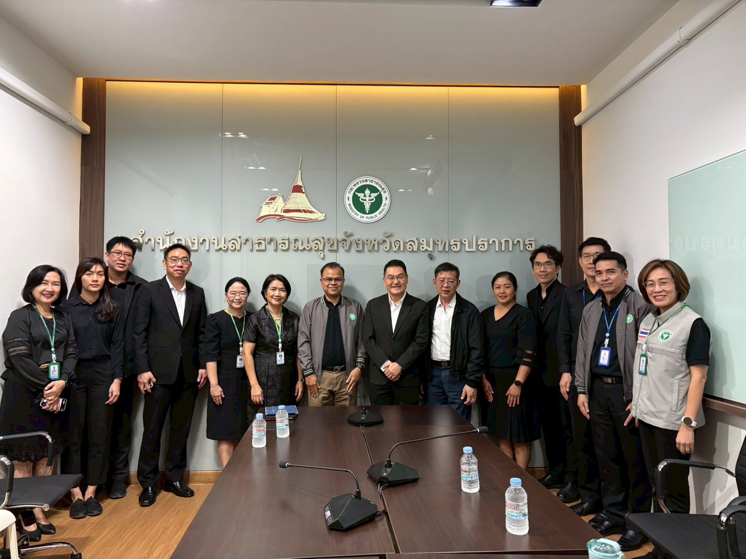 คณะผู้บริหารคณะแพทยศาสตร์ มหาวิทยาลัยเนชั่น เข้าพบผู้บริหารด้านสาธารณสุขจังหวัดสมุทรปราการพร้อมผู้บริหารโรงพยาบาลในพื้นที่ หารือความร่วมมือพัฒนาการแพทยศาสตรศึกษาและระบบบริการสุขภาพ